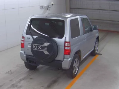 Nissan KIX