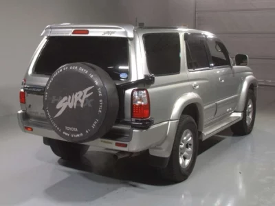 Toyota HILUX SURF  с аукциона в Японии