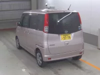 Nissan ROOX лот № 4569 оценка 3.5  с аукциона в Японии 1