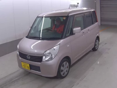 Nissan ROOX  с аукциона в Японии