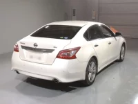 Nissan TEANA лот № 401 оценка 3  с аукциона в Японии 1