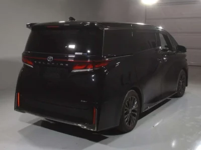 Toyota VELLFIRE  с аукциона в Японии
