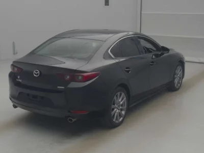 Mazda MAZDA3  с аукциона в Японии