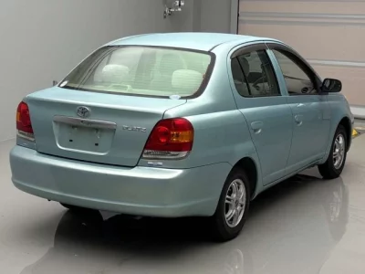 Toyota PLATZ
