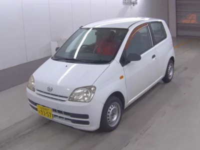 Daihatsu MIRA  с аукциона в Японии