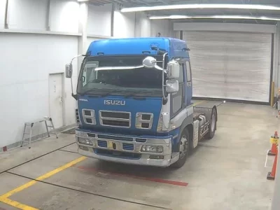 Isuzu TRUCK