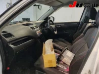 Suzuki SWIFT лот № 3065 оценка R  с аукциона в Японии 2