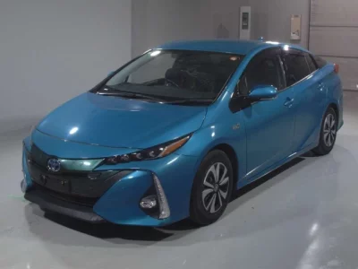 Toyota PRIUS PHV  с аукциона в Японии