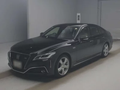 Toyota CROWN  с аукциона в Японии