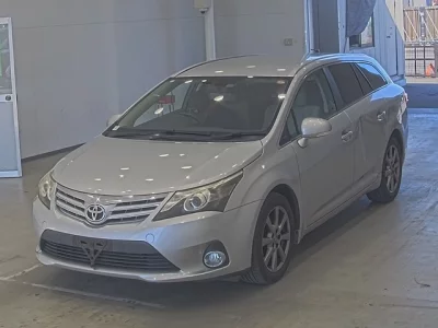 Toyota AVENSIS WAGON  с аукциона в Японии