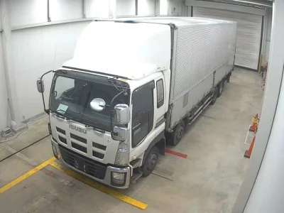 Isuzu TRUCK