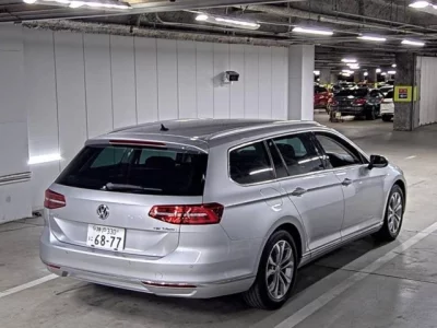 Volkswagen PASSAT VARIANT