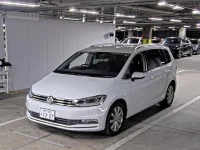 Volkswagen GOLF TOURAN лот № 9 оценка 4  с аукциона в Японии 3