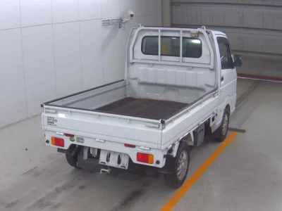Nissan CLIPPER TRUCK