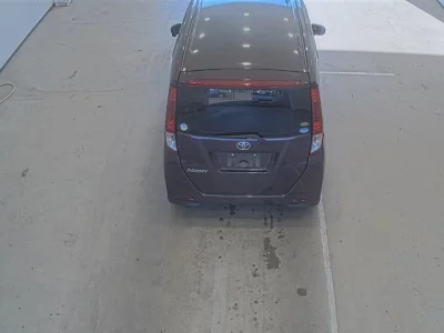 Toyota ROOMY  с аукциона в Японии