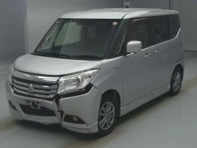 Mitsubishi DELICA D2  с аукциона в Японии