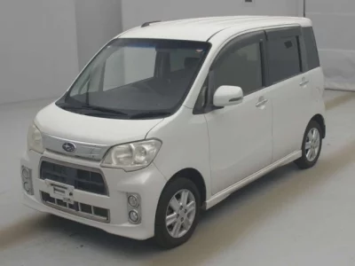 Subaru LUCRA  с аукциона в Японии