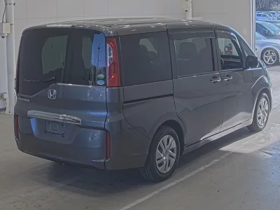 Honda STEP WAGON  с аукциона в Японии