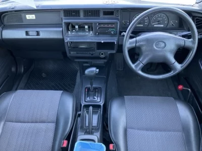 Toyota CROWN COMFORT