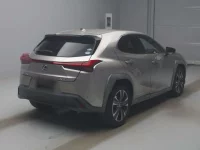 Lexus UX лот № 21005 оценка 4  с аукциона в Японии 1