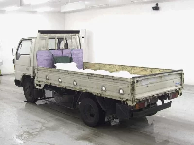 Mazda TITAN  с аукциона в Японии