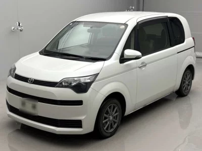 Toyota SPADE  с аукциона в Японии