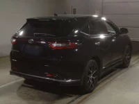 Toyota HARRIER лот № 444 оценка 3.5  с аукциона в Японии 1
