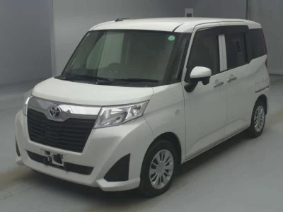 Toyota ROOMY  с аукциона в Японии