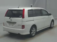 Toyota ISIS лот № 77038 оценка 3.5  с аукциона в Японии 1