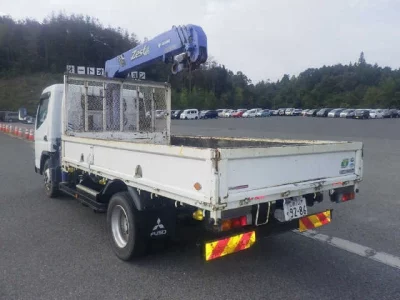 Mitsubishi CANTER  с аукциона в Японии
