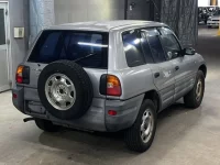 Toyota RAV4 лот № 442 оценка 3  с аукциона в Японии 4