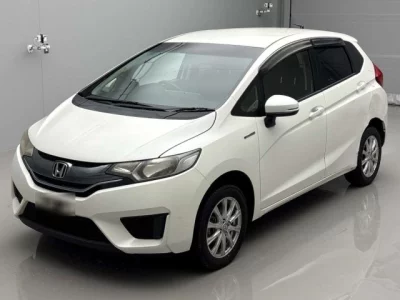 Honda FIT  с аукциона в Японии