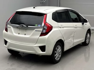 Honda FIT  с аукциона в Японии
