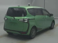 Toyota SIENTA лот № 77052 оценка 3.5  с аукциона в Японии 1