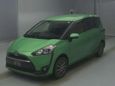 Toyota SIENTA  с аукциона в Японии