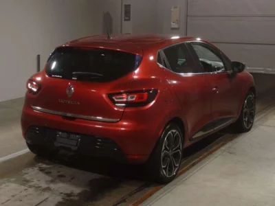 Renault LUTECIA  с аукциона в Японии