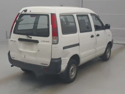 Toyota LITE ACE VAN  с аукциона в Японии