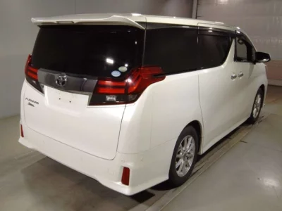 Toyota ALPHARD  с аукциона в Японии