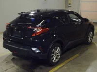 Toyota C-HR лот № 6067 оценка 3.5  с аукциона в Японии 1