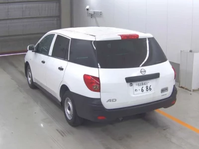 Nissan AD