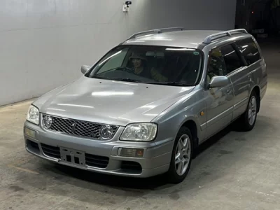Nissan STAGEA