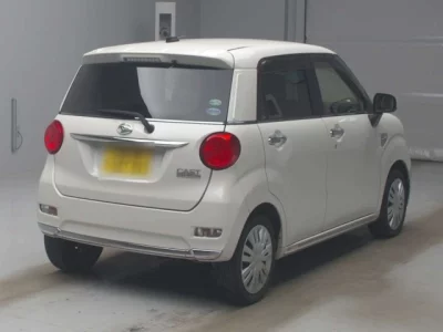 Daihatsu Cast  с аукциона в Японии