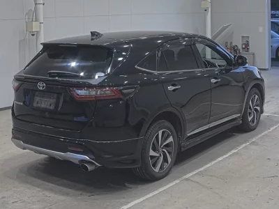 Toyota HARRIER  с аукциона в Японии