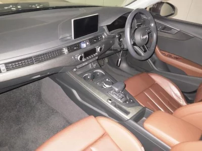 Audi A4  с аукциона в Японии