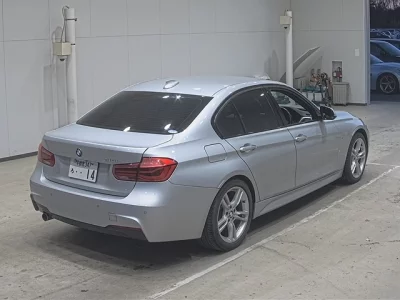 BMW 3-Series  с аукциона в Японии