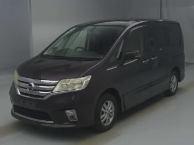 Nissan SERENA  с аукциона в Японии