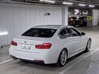 BMW 3-Series лот № 56 оценка 4.5  с аукциона в Японии 1
