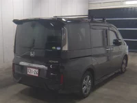 Honda STEP WAGON лот № 7048 оценка 3  с аукциона в Японии 4
