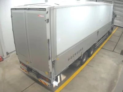 Mitsubishi FUSO TRUCK  с аукциона в Японии