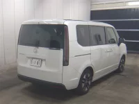 Honda STEP WAGON лот № 7051 оценка 4.5  с аукциона в Японии 4